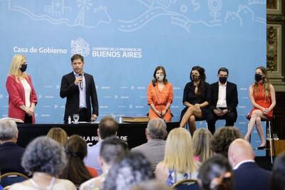 Juraron nuevos ministros provinciales  y el Gobernador bonaerense convocó a encarar “una etapa de transformación”