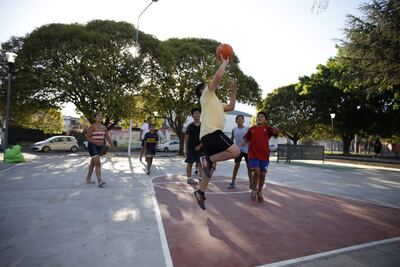 Tres de Febrero: Ya se puede disfrutar de la nueva plaza Elizalde