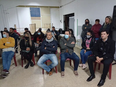 Berisso: El Centro de Formación Laboral N° 404 realizó una charla sobre Energías Renovables