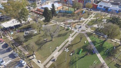Avellaneda: El Municipio inauguró la renovada Plaza José Hernández de Isla Maciel