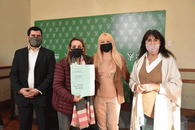 Chivilcoy: Se entregaron actas de "Protección de la vivienda" a 15 familias de la ciudad