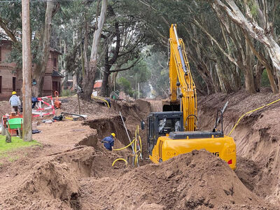 Partido de La Costa: Llegan inversiones en asfalto, cloacas, luminaria LED y agua