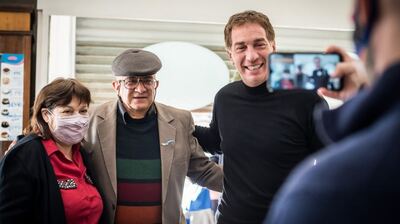 De acuerdo a un nuevo sondeo, Santilli es el político con mejor imagen en la Provincia