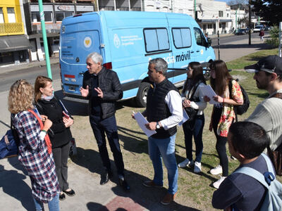 Berisso: El intendente encabezó una recorrida por comercios para informar sobre Programas de Empleo