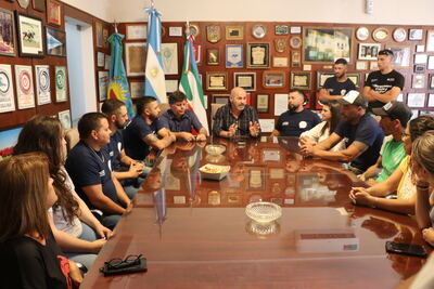 Ensenada: Secco anunció un bono de 100 mil pesos para trabajadores municipales