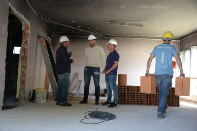 Olavarría: El intendente recorrió el inicio de la obra en el Jardín Principito