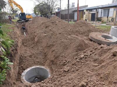 Bahía Blanca: Finalizaron las obras de cloacas y agua potable en el barrio San Miguel