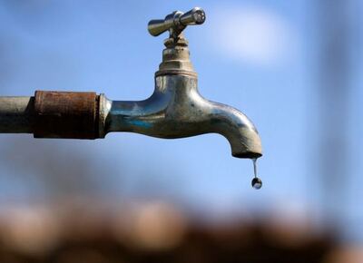 La Plata: Vecinos y vecinas presentan un amparo colectivo por los reiterados cortes de agua