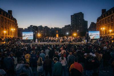 Mar del Plata: Música y danza en el acto oficial de encendido de las Farolas históricas de la Rambla