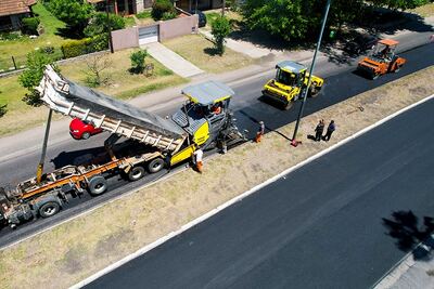 Inició la etapa final de la obra de repavimentación de Camino Centenario