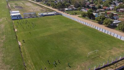 La Costa: Avanzan los trabajos de embellecimiento en las canchas de los clubes de la ciudad