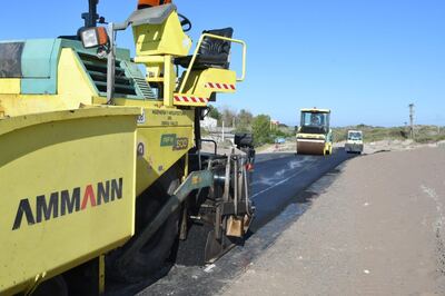 Inició la pavimentación del Camino de Cintura Monte Hermoso - Sauce Grande