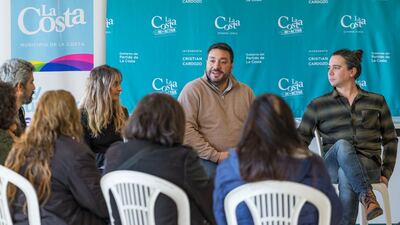 La Costa: La Municipalidad entregó subsidios a emprendedores locales