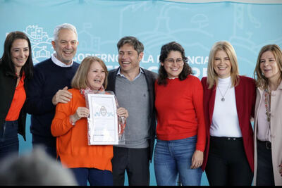 Kicillof y Alak entregaron 401 escrituras en Tolosa