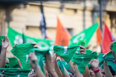 Más de 600 establecimientos de salud garantizan el acceso al aborto en la Provincia