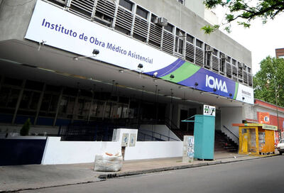 Denuncian penalmente al presidente de IOMA por desobediencia judicial
