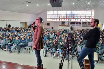 Olavarría: Desarrollan charlas sobre Ciberbullying y Grooming