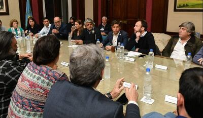 Docentes y estatales retoman la discusión paritaria con el Gobierno bonaerense
