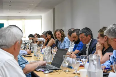 Paritarias: El Gobierno bonaerense se reunió con gremios estatales y docentes