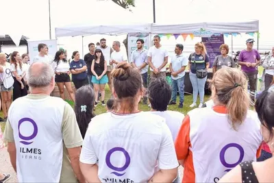 Quilmes: Lanzaron la tercera temporada del programa "Playas Limpias"