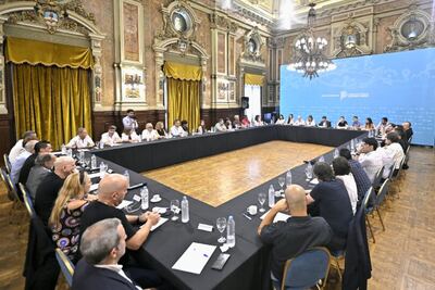 Kicillof se reunió con representantes de la industria cultural