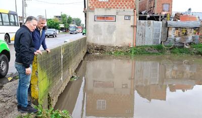 Esteban Echeverría: Gray supervisó las tareas de limpieza en el Arroyo Santa Catalina