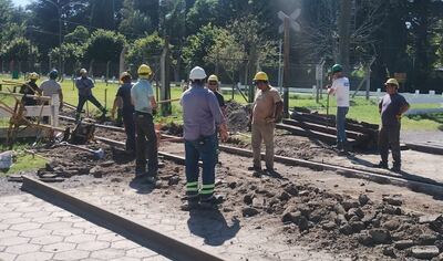 Olavarría: Continúan los trabajos de mantenimiento vial en Loma Negra