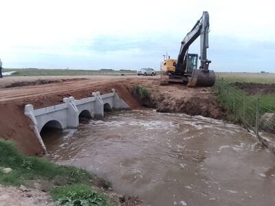 Ayacucho: Instalaron un nuevo puente premoldedo en el paraje Pozo del Fuego