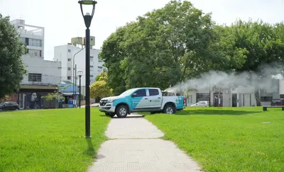 La Plata: Continúan las tareas de fumigación y prevención del dengue en el casco, Tolosa y Los Hornos