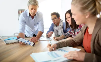 La Plata: Lanzan un programa de educación financiera, armado de CV y asesoramiento a emprendedores