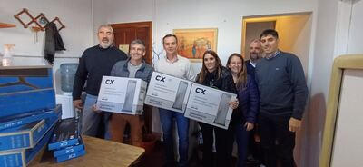 Monte Hermoso: Entregaron nuevos equipos de informática para escuelas
