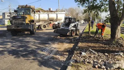 Berazategui: La Comuna realizó una jornada de limpieza integral en un sector del casco urbano
