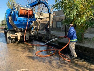 Lomas de Zamora: Avanzan las tareas de desobstrucción de desagües