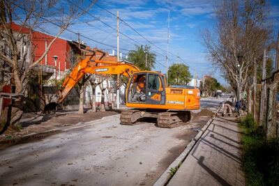 Quilmes: Avanza la pavimentación y el nuevo corredor urbano en La Unión