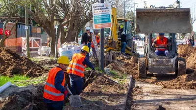 Berazategui: Mussi y Katopodis recorrieron la obra del Plan Maestro Cloacal en Hudson