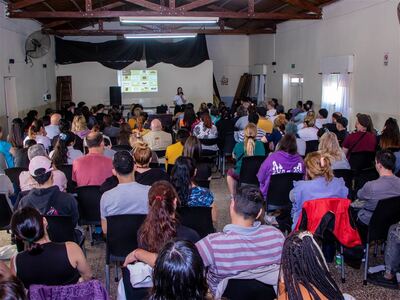 Junín: Más de 130 vecinos participaron del curso de manipulación en el barrio Ferroviario