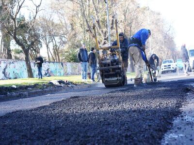 Lomas de Zamora: La Comuna realiza trabajos de infraestructura y limpieza en el distrito