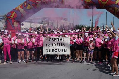 Necochea: Quequén se vistió de rosa para concientizar sobre el cáncer de mama