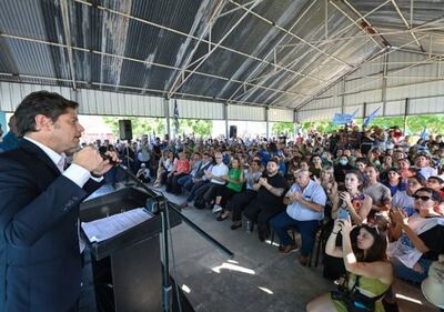 Ensenada: Kicillof encabezó un encuentro provincial de salud popular y comunitaria