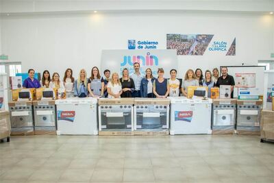 Junín: El Municipio entregó electrodomésticos a cocinas escolares
