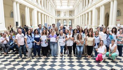 La Plata: Alak y Sileoni entregaron equipamiento para instituciones educativas