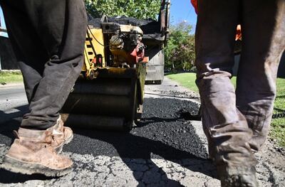 La Plata: El Municipio extiende el plan de obras con trabajos en distintas calles, plazas y centros comerciales