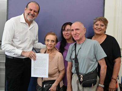 Bahía Blanca: Se concretó la firma de la certificación de la compra del inmueble destinado al CFI N°1