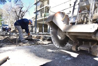 La Plata: Continúan las tareas de pavimento y bacheo en la ciudad