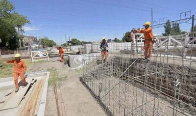 Almirante Brown: Avanza la obra del Paso Bajo Nivel de Longchamps
