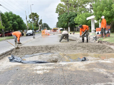 Olavarría: Realizan obras de pavimentación sobre la Avenida Montevideo