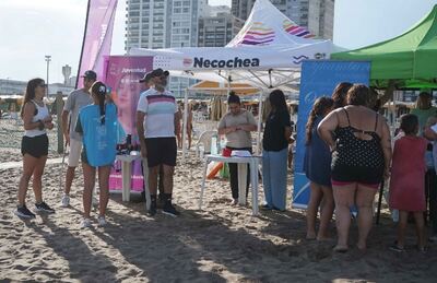 Necochea: Vecinos y turistas disfrutaron de la jornada de “Playas Conscientes”