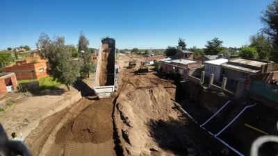 Bahía Blanca: Avanza con la reconstrucción de 51 calles destruidas por la inundación