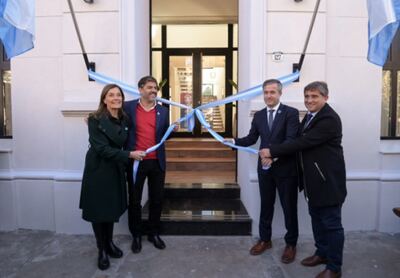 Lobería: Se inauguró el Centro Universitario local