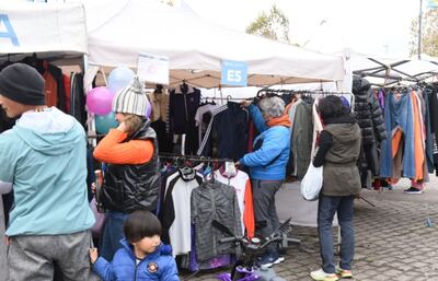 La Plata: Un nuevo fin de semana de feria y música en vivo en el Paseo de Compras de Meridiano V